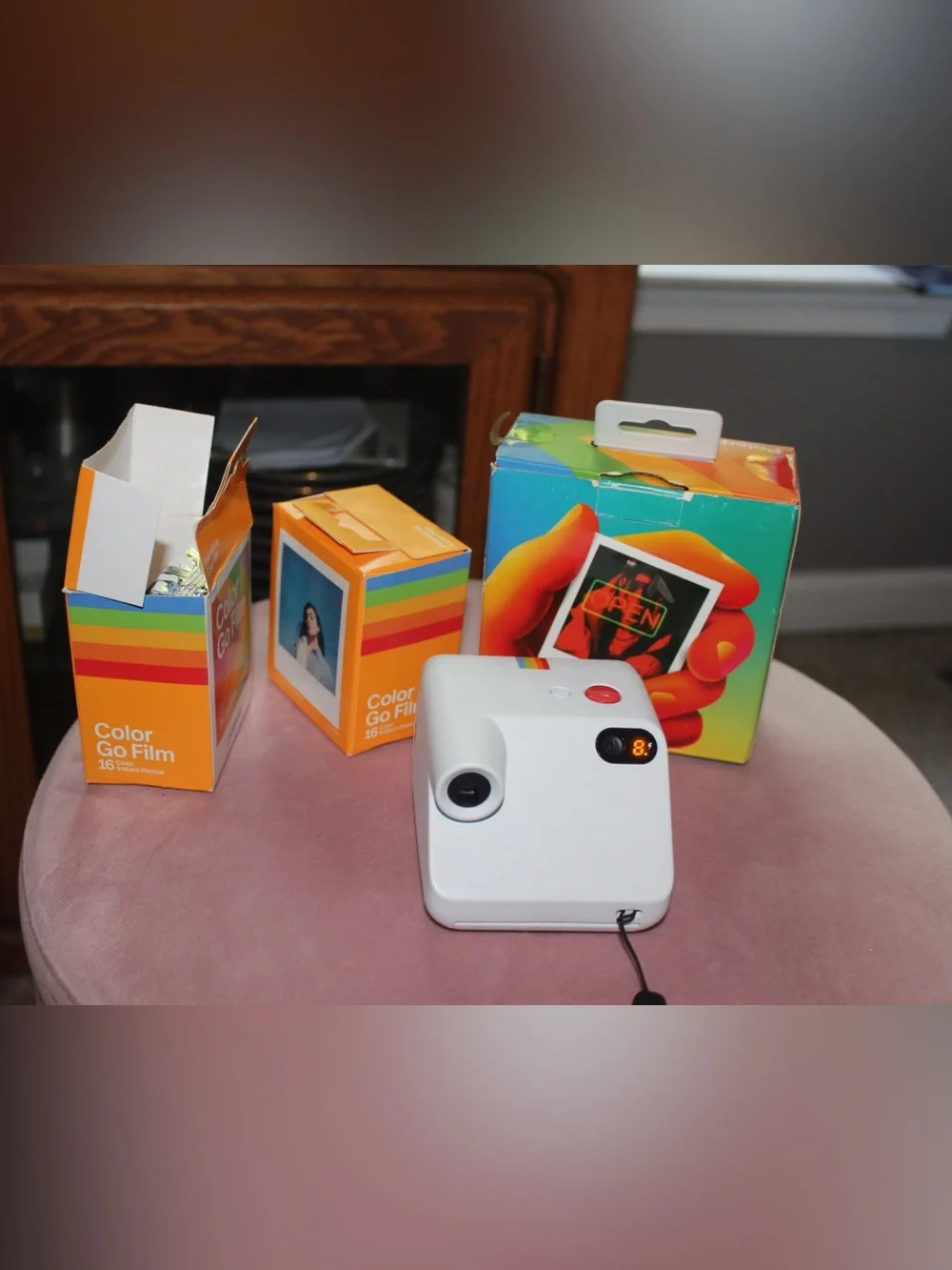 Polaroid Go gen 2 Instant Camera with film